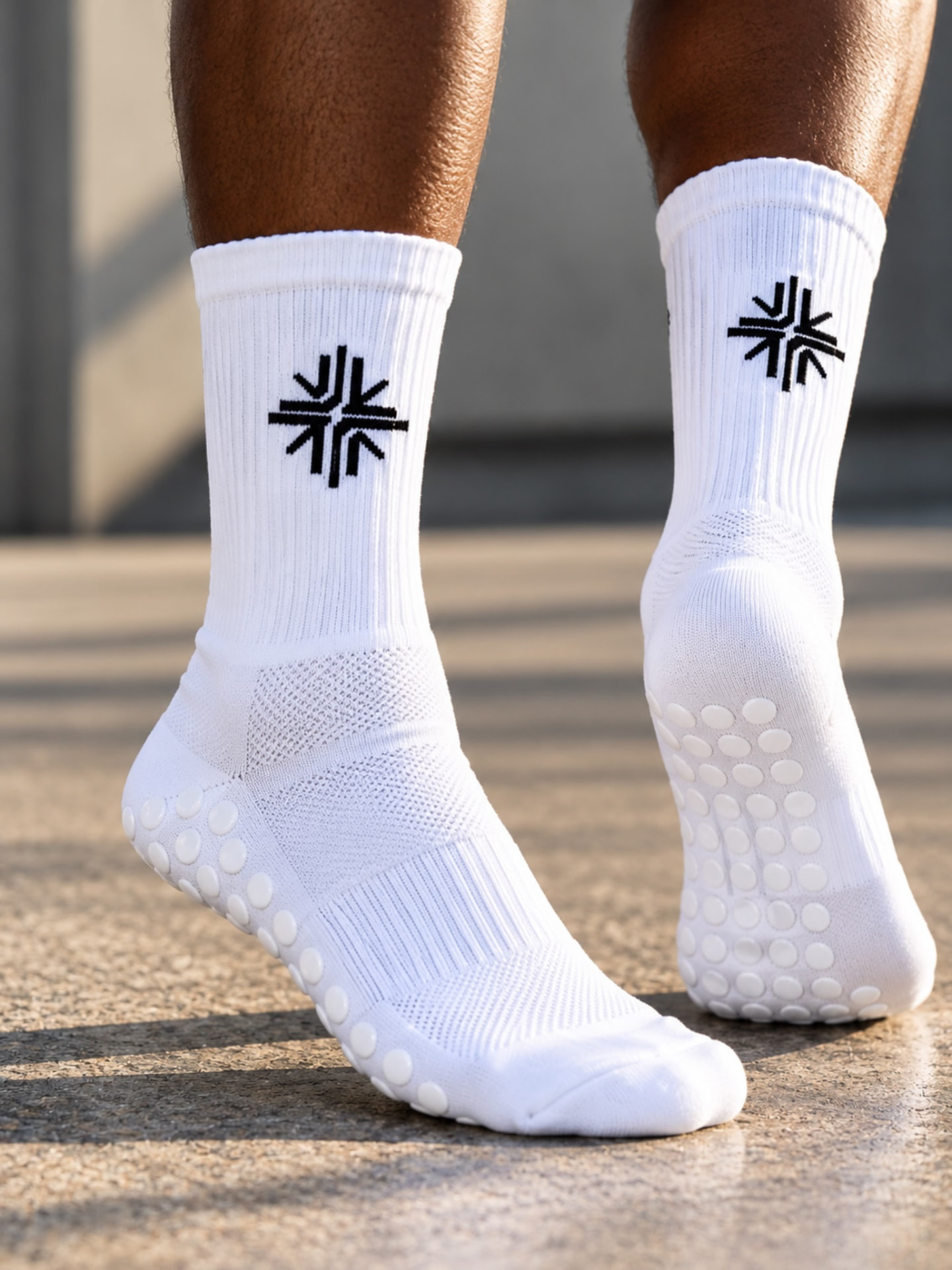 Konnect Grip Socks · White Grip
